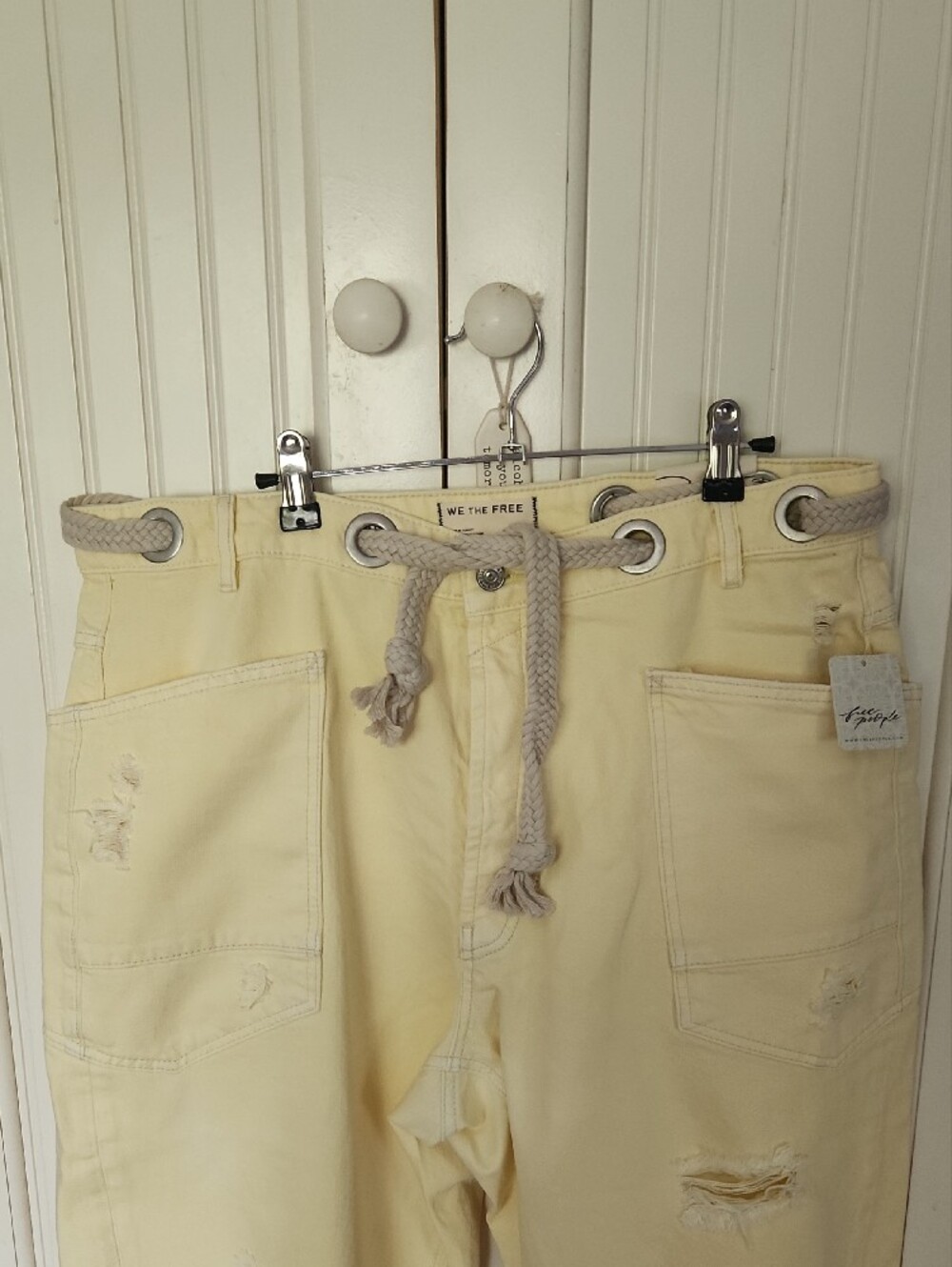 🍋 We The Free Moxie Barrel Jeans - Lemon Icing - Picture 13 of 13
